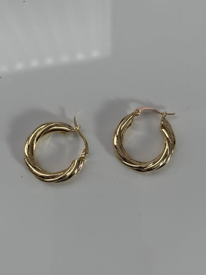 The Rachel: 18k gold plated earrings