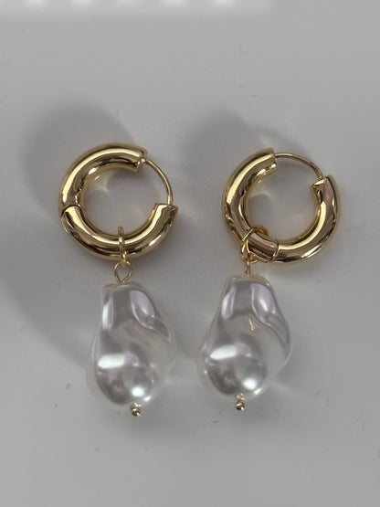 The Pearl - 18k gold-plated faux pearl earrings