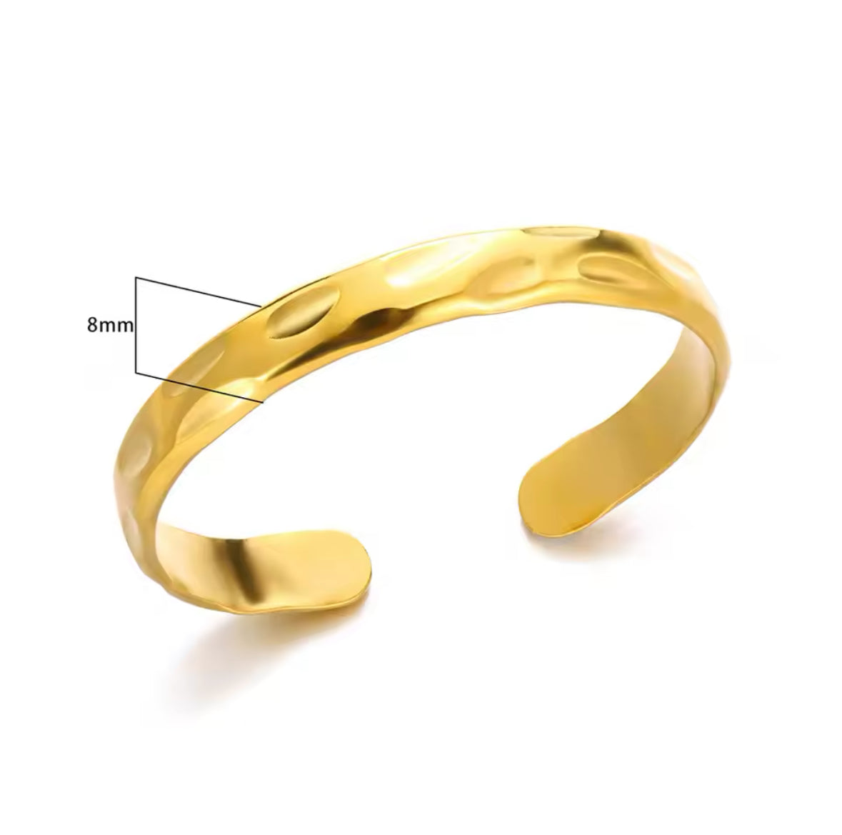 Everyday Gold Hammered Bangle