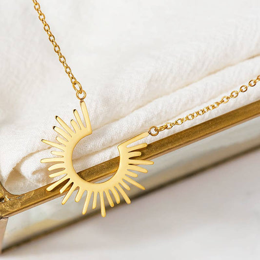 The Billi: Gold Necklace